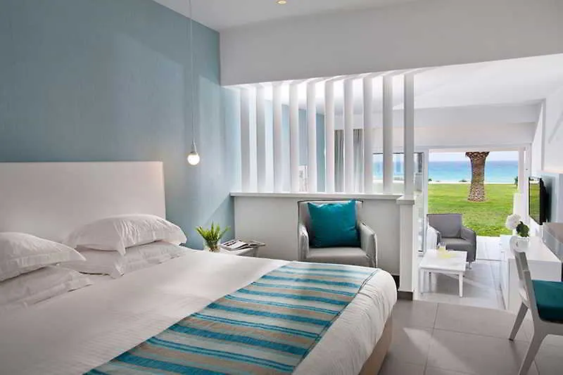 Nissi Park Hotel Ayia Napa 3*,